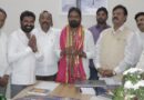 *Telangana Former Minister Srinivas Goud and Former Legislative Council Chairman Swamy Goud Grandly Launch the Song from “Sardar Sarvai Papanna”* *Telangana Former Minister Srinivas Goud and Former Legislative Council Chairman Swamy Goud Grandly Launch the Song from “Sardar Sarvai Papanna”*